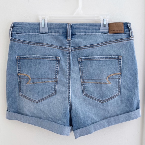 American Eagle Outfitters Pants - American Eagle Curvy Hi-Rise Shortie Shorts Lightwash Denim Size 14